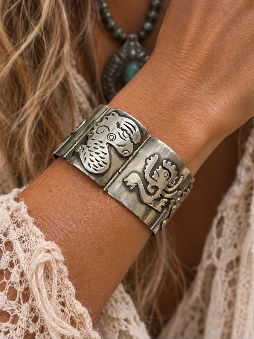 Vintage 50g Taxco 925 Sterling Silver Aztec Pre Columbian Panel Link Bracelet
